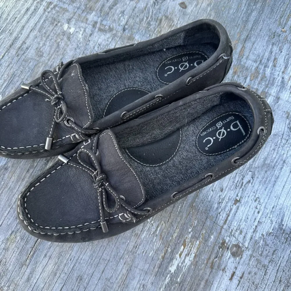B.O.C. Born Carolann Women's 7.5 Black Leather Handcrafted Slip On Loafers 825